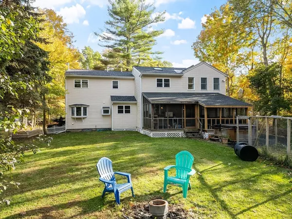 Littleton, MA 01460,16 Fletcher Ln
