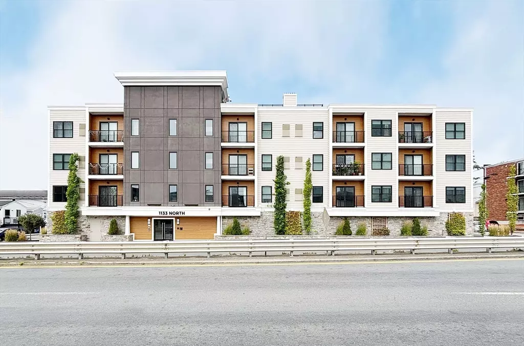 Revere, MA 02151,1133 North Shore Rd #205