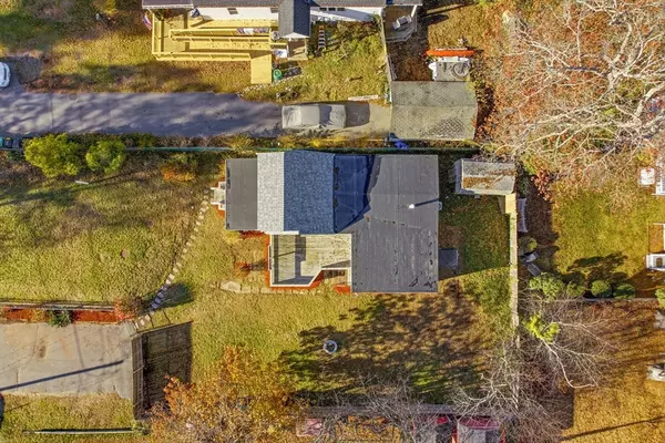 Pembroke, MA 02359,8 Pinehurst Avenue