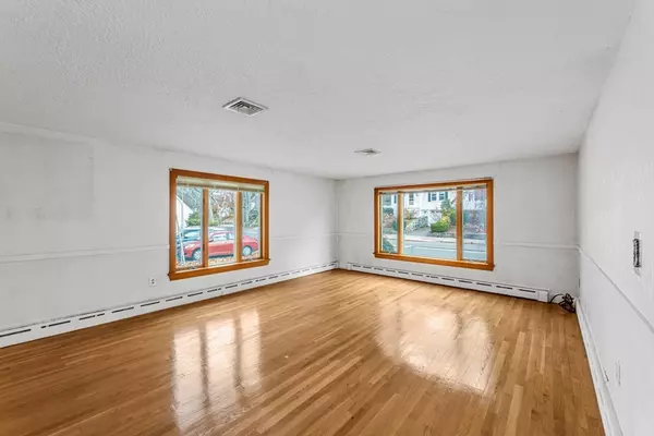 Boston, MA 02131,619 Poplar Street