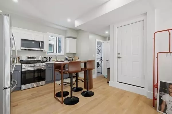 Boston, MA 02120,97 Hillside Street