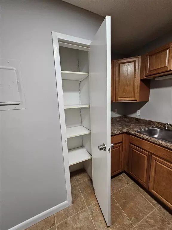 Oxford, MA 01537,34 Thayer Pond Road #8