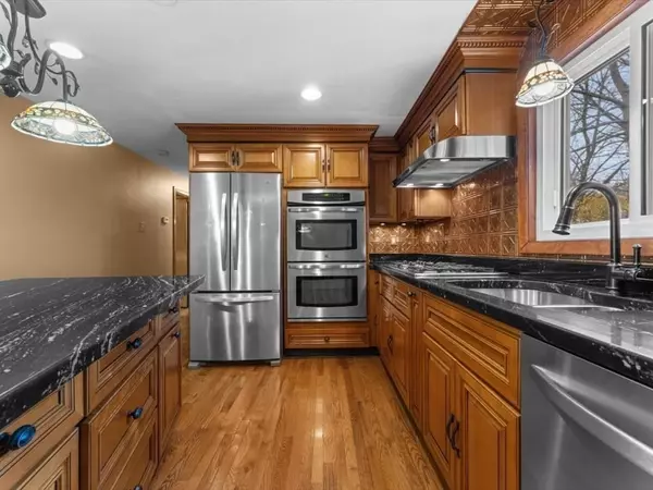 11 Benson Street, Worcester, MA 01604