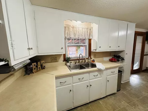 Springfield, MA 01118,41 Kerry Dr