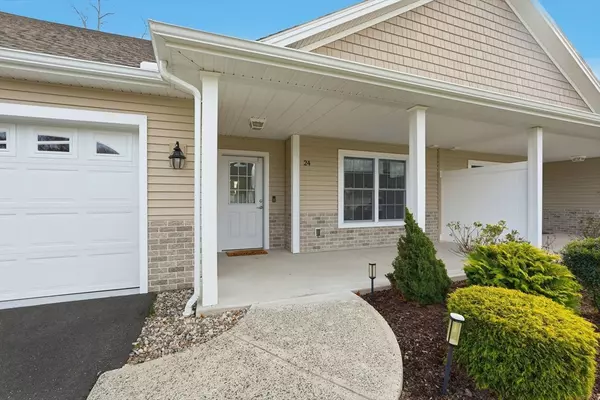 Wilbraham, MA 01095,24 Lodge  Lane #24