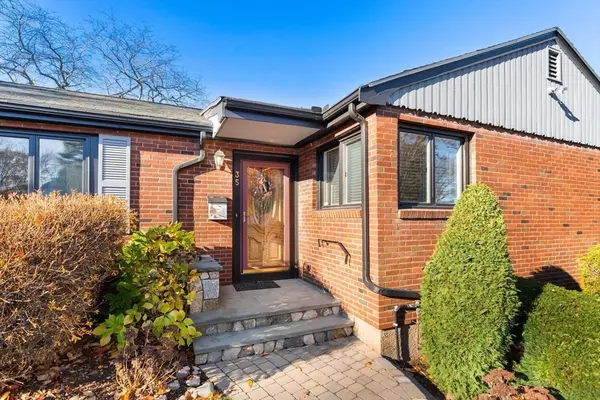 Swampscott, MA 01907,35 Alden Rd