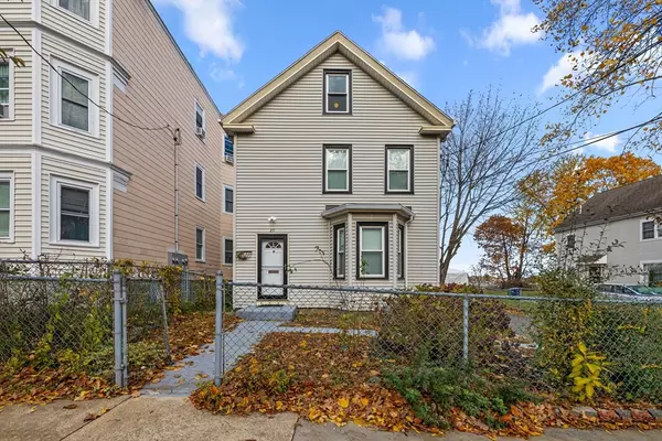 20 Rosseter St, Boston, MA 02121