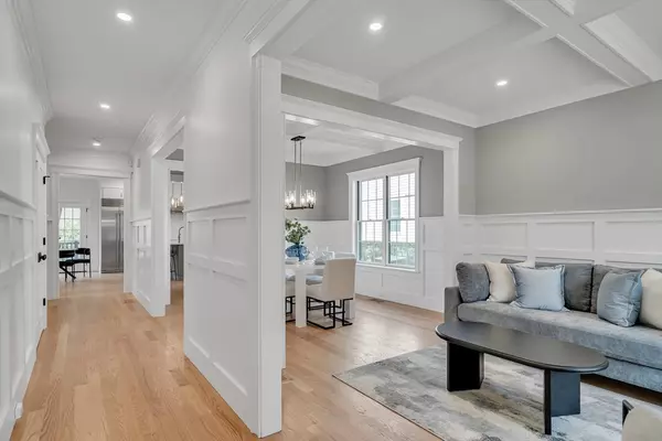 Lexington, MA 02420,17 Hamilton Road