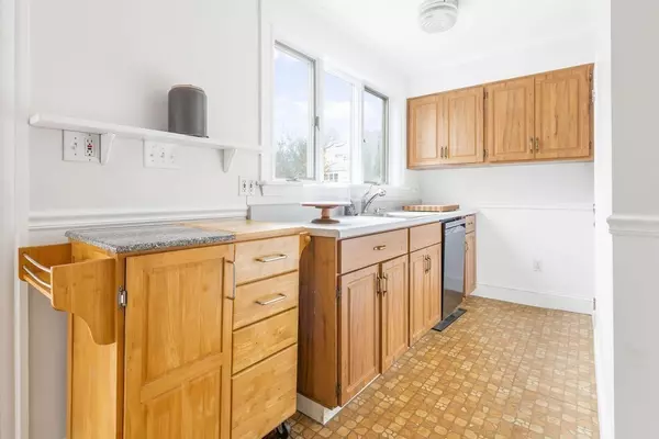 Milton, MA 02186,51 Denmark Ave