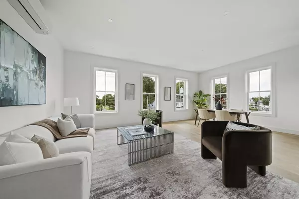 Quincy, MA 02169,105 Sea St #301