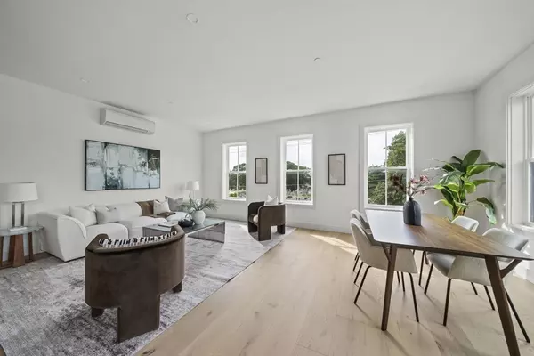 Quincy, MA 02169,105 Sea St #105