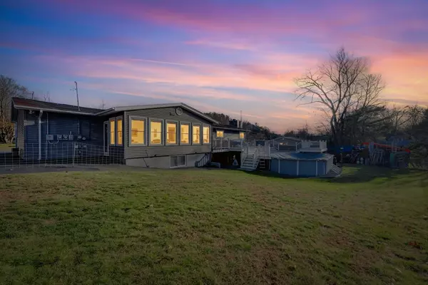 Leicester, MA 01524,2 Crestwood Rd