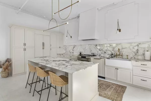 Boston, MA 02127,423 W Broadway #403