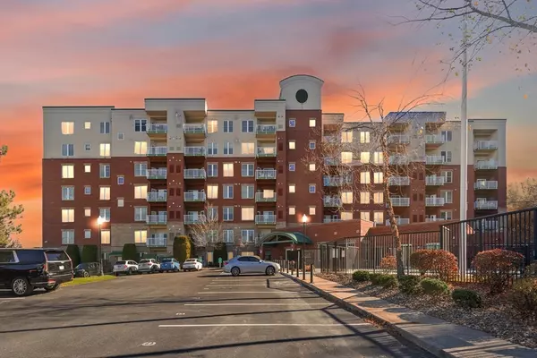 Middleton, MA 01949,36 Village #506