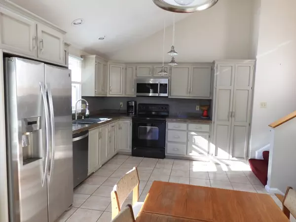 Methuen, MA 01844,115 Merrimack Rd #115