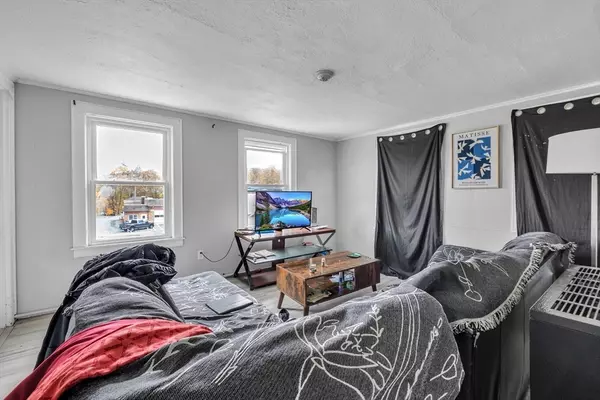 Grafton, MA 01536,6 Overlook St