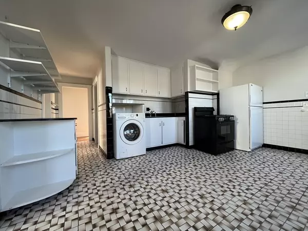 Beverly, MA 01915,254 Rantoul St #2