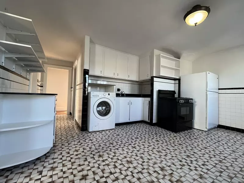 254 Rantoul St #2, Beverly, MA 01915