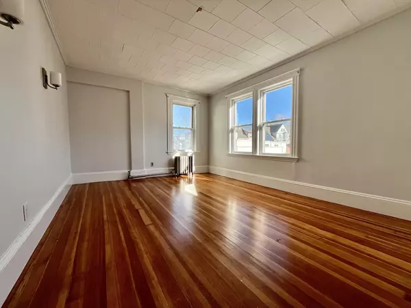 Beverly, MA 01915,254 Rantoul St #2