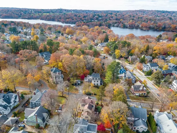 Winchester, MA 01890,7-7A Brooks St