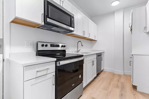 Boston, MA 02124,8 Kenwood #8