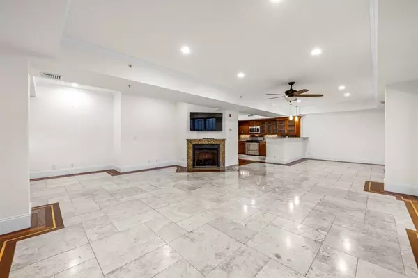 Winthrop, MA 02152,550 Pleasant St #506