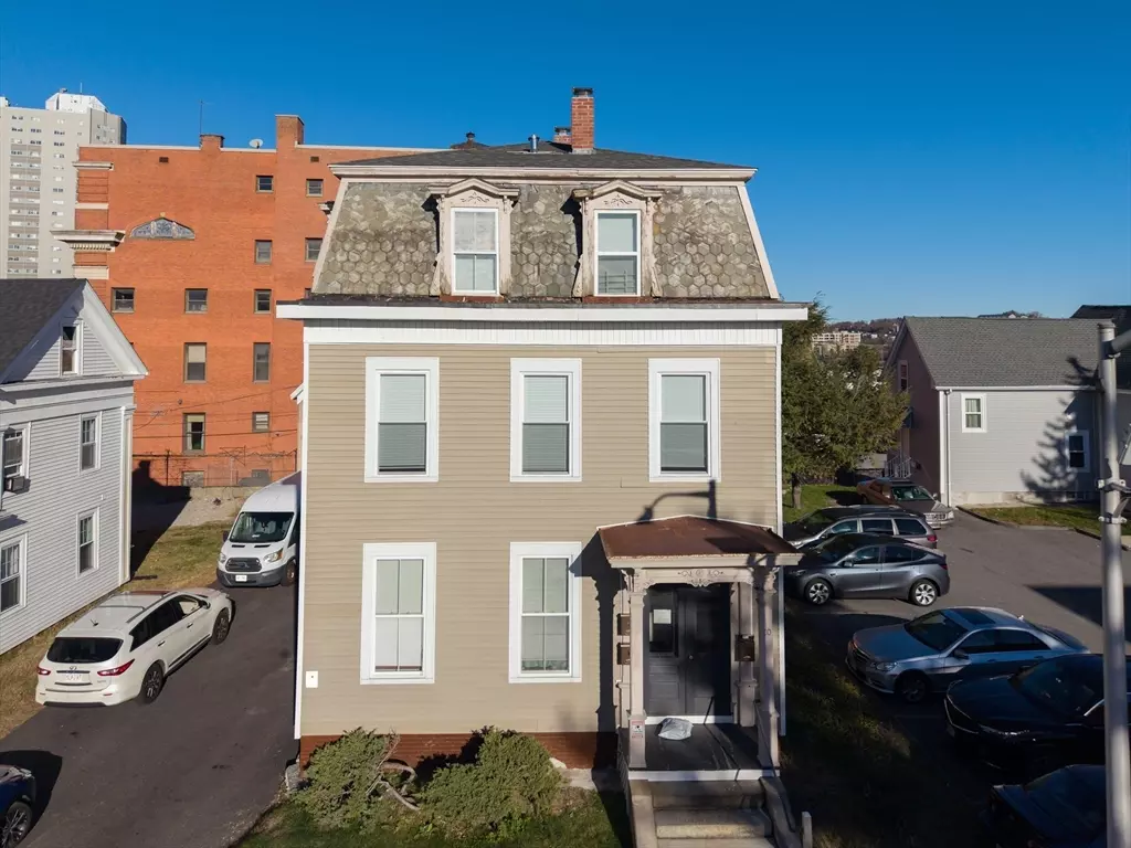 Worcester, MA 01608,10 Sycamore #2