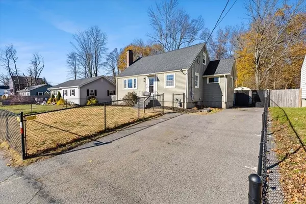 Brockton, MA 02302,922 Centre St