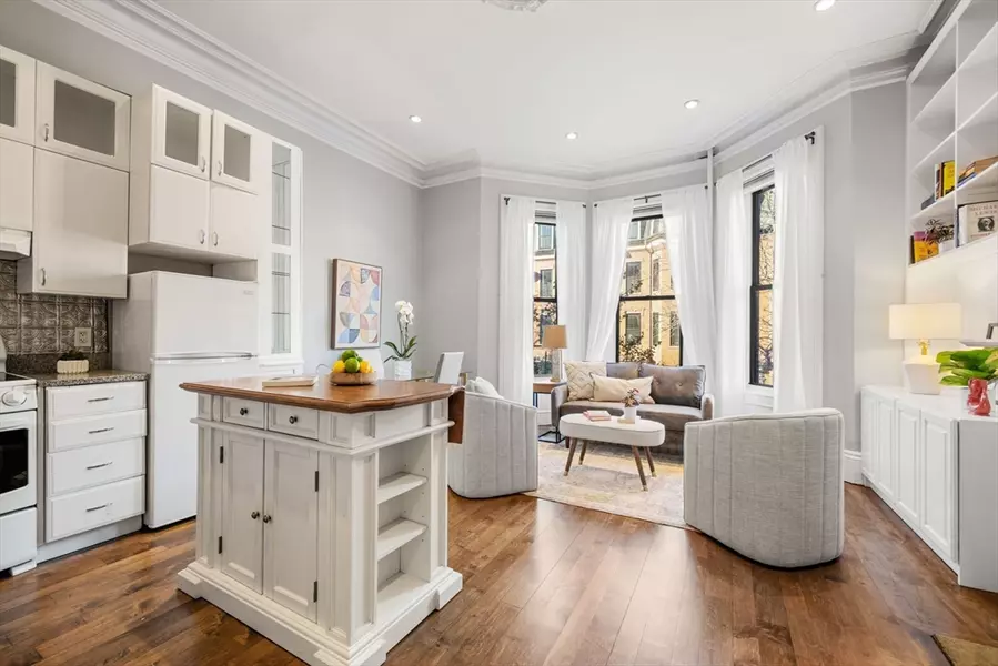 66 Chandler Street #2, Boston, MA 02116