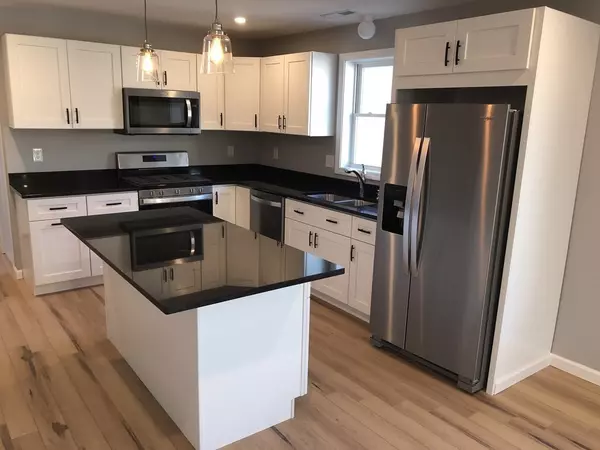 23 Brookfield #2, Lawrence, MA 01843