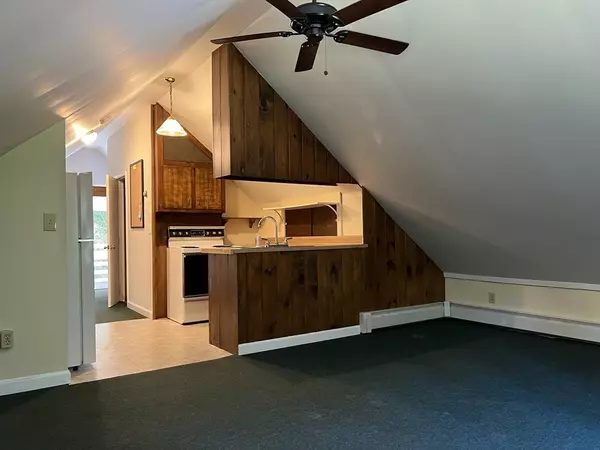 Charlton, MA 01507,120 Bond Rd #3