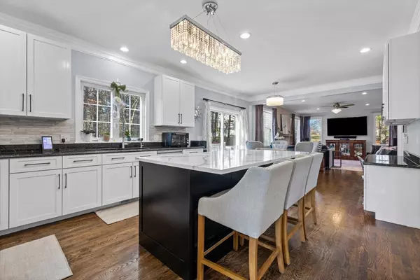 Hopkinton, MA 01748,25 Glen Rd