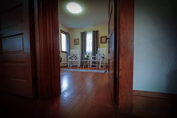 New Bedford, MA 02745,288 Lawrence St