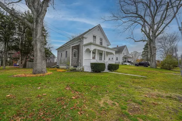 288 Lawrence St, New Bedford, MA 02745