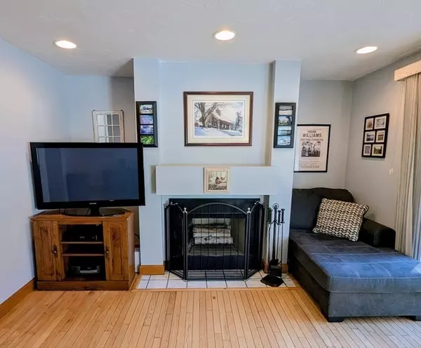 Franklin, MA 02038,33 Stone Ridge Rd #33