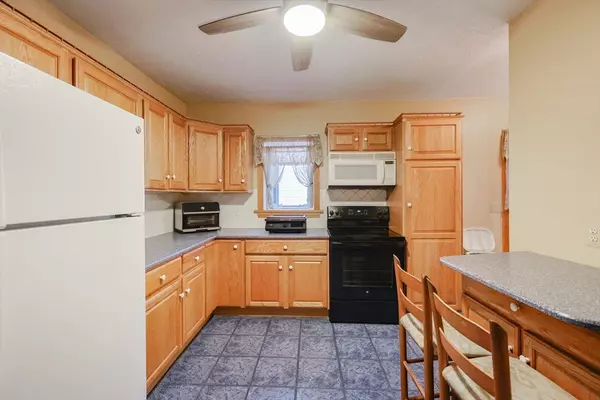 107 Lake #B, Webster, MA 01570