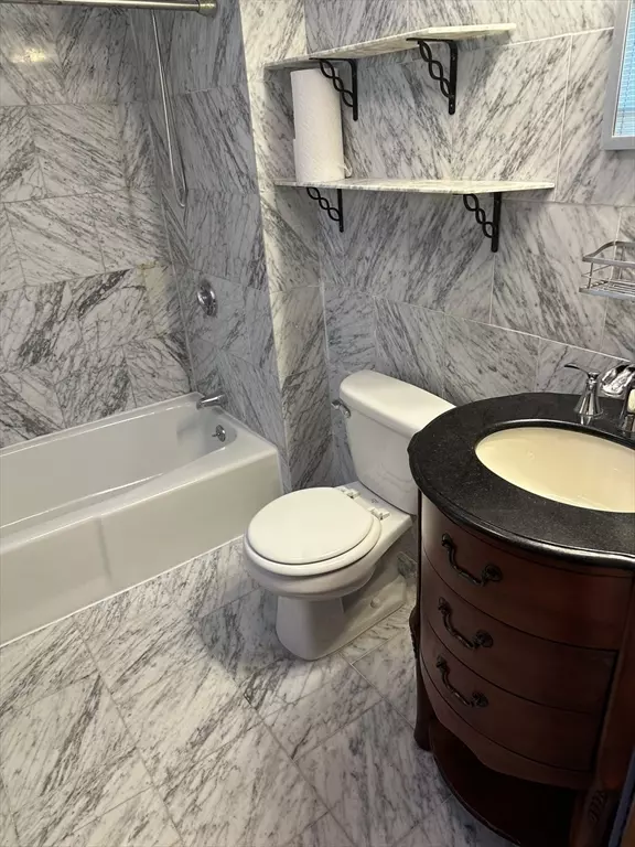 Cambridge, MA 02139,18 Tremont Street #2