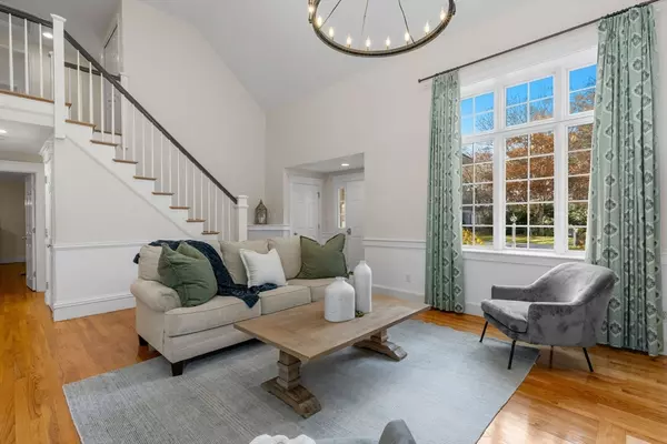 Barnstable, MA 02601,25 Daybreak Ln