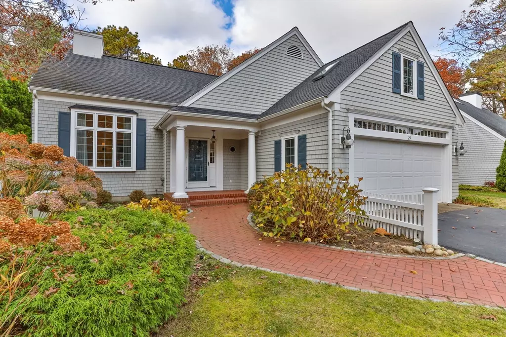 Barnstable, MA 02601,25 Daybreak Ln