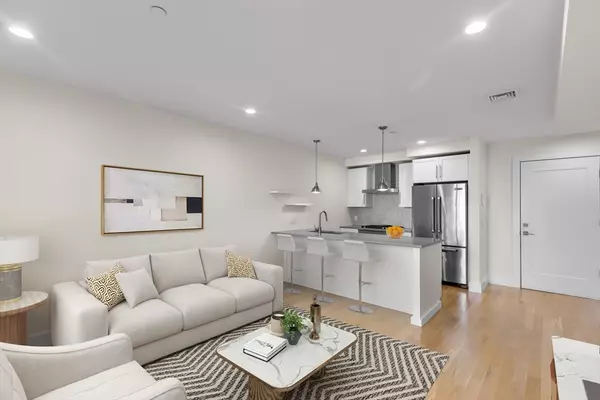 Boston, MA 02127,150 W Broadway #313