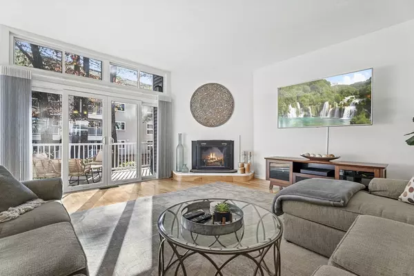 Chelmsford, MA 01824,255 North Road #130