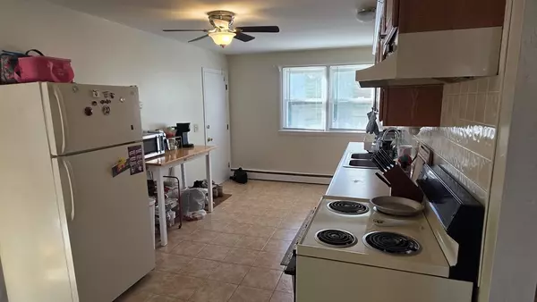 Worcester, MA 01602,55 Wedgewood #1