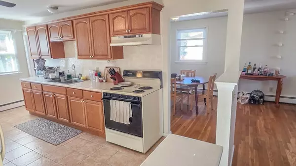 Worcester, MA 01602,55 Wedgewood Rd #2