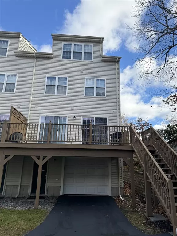 Shrewsbury, MA 01545,67 N Quinsigamond Ave #9