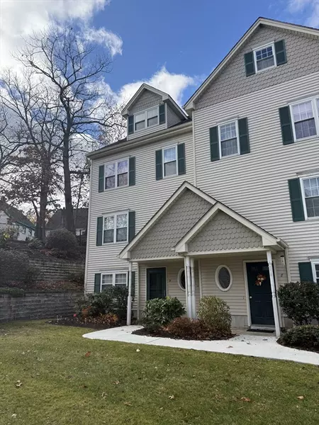 67 N Quinsigamond Ave #9, Shrewsbury, MA 01545