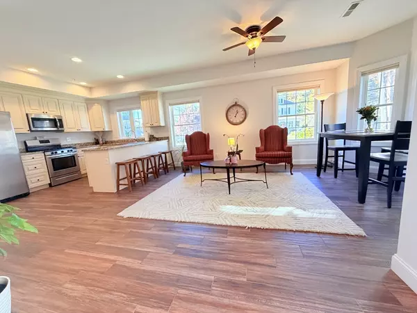 Haverhill, MA 01835,17 Hamel Way #17