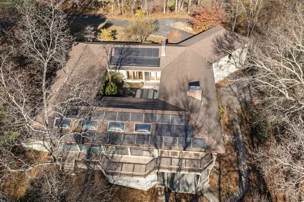 Lincoln, MA 01773,84 Davison Dr.