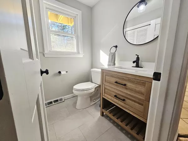 Wrentham, MA 02093,120 Hawes St