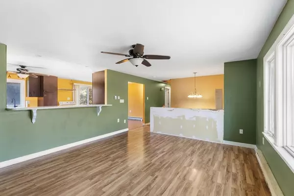 Salem, MA 01970,38 Valley St