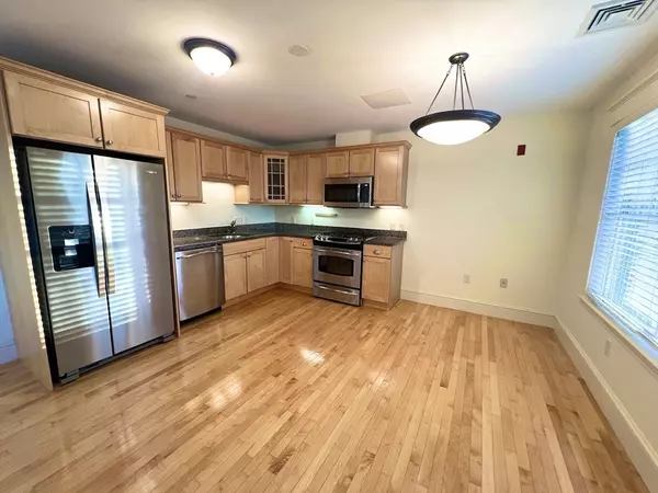 Needham, MA 02494,868 Highland Ave. #202